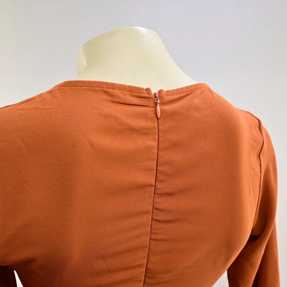 COSONSEN XS V-NECK DRESS - Picture 7 of 10